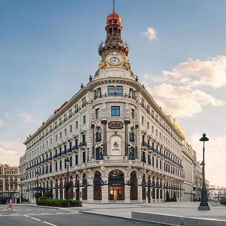 Four Seasons Hotel Madrid Exterior foto